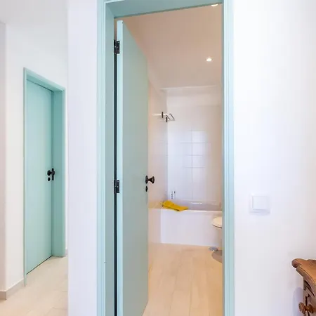 Coolhouses Algarve , 3 Bed Top Floor Flat, Amazing Beach View, Mar C Апартаменты
