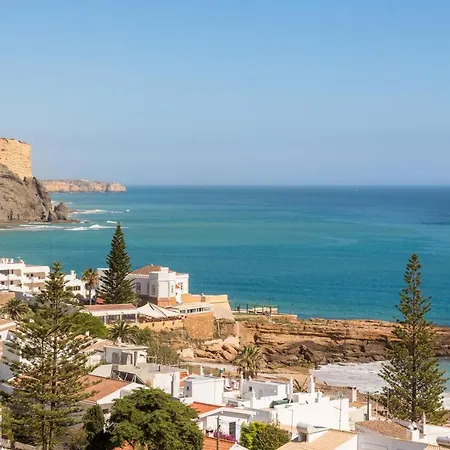 Апартаменты Coolhouses Algarve , 3 Bed Top Floor Flat, Amazing Beach View, Mar C